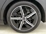 Mercedes-Benz CLA 180 Business Solution AMG | Premium pakket | Nightpakket | Trekhaak | Smartphone integratie | URBAN GUARD | Vast panoramadak | Memorypakket | Sfeerverlichting | Adaptieve cruisecontrol |