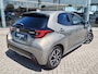 Toyota Yaris 1.5 Hybrid Dynamic | Navi | HUD | Half Leder | Stuurverwarming