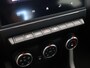 Renault Clio 100pk TCe Zen | Dealer onderhouden | Airco | Navigatie | Parkeersensoren achter | Apple Carplay/Android Auto | LED verlichting |