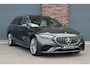 Mercedes-Benz E-klasse Estate AMG 53 4MATIC+ Premium+ | 585pk | Hyperscreen | Achterasbesturing | Distronic | Zonweringspakket | Trekhaak | Verwarmd Stuurwiel | HUD | Burmester | 3D-Display |