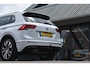 Volkswagen Tiguan 1.5 TSI ACT R-Line | TREKHAAK | CAMERA | STOELVERWARMING | NAP | PANORAMADAK