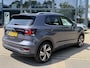 Volkswagen T-Cross 1.0 TSI R-Line AUTOMAAT | CAMERA | FULL LED | KEYLESS START & GO | ADAPTIEVE CRUISE CONTROL | DIGITAL DASHBOARD | DODEHOEKDETECTIE | DIRECT LEVERBAAR MET 12 MND BOVAG GARANTIE |