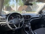 Volkswagen T-Cross 1.0 TSI R-Line AUTOMAAT | CAMERA | FULL LED | KEYLESS START & GO | ADAPTIEVE CRUISE CONTROL | DIGITAL DASHBOARD | DODEHOEKDETECTIE | DIRECT LEVERBAAR MET 12 MND BOVAG GARANTIE |