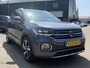Volkswagen T-Cross 1.0 TSI R-Line AUTOMAAT | CAMERA | FULL LED | KEYLESS START & GO | ADAPTIEVE CRUISE CONTROL | DIGITAL DASHBOARD | DODEHOEKDETECTIE | DIRECT LEVERBAAR MET 12 MND BOVAG GARANTIE |