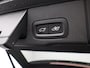 Volvo XC60 2.0 T8 Plug-in hybrid AWD Ultra Black Edition PHEV, Automaat, Luchtvering, Bower & Wilkins audio, Trekhaak semi elektrisch, Stoel- en stuurverwarming, Parkeercamera 360 graden, Panoramadak