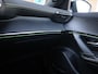 Peugeot 2008 SUV GT Pack PureTech 155pk EAT8 automaat, Rijklaarprijs, Panoramisch schuifdak FOCAL HiFi Trekhaak