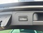 Volkswagen Passat Variant 1.8 TSI Business Edition R 180pk Automaat / Schuifdak / Leder / Trekhaak