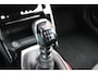 Peugeot 2008 1.2 100PK ALLURE | DRAADLOZE APPLE CARPLAY/ANDROID AUTO | ACHTERUITRIJ CAMERA | PARKEERSENSOREN VOOR EN ACHTER | NAVIGATIE | CLIMATE CONTROL | LICHTMETALEN VELGEN 17" | LED KOPLAMPEN |