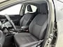 Toyota Yaris 1.5 Hybrid Dynamic | NIEUW GELEVERD & ONDERHOUDEN | 1e Eigenaar | Navigatie | Unieke Kleur | Onderweg-naar-dealer