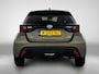 Toyota Yaris 1.5 Hybrid Dynamic | NIEUW GELEVERD & ONDERHOUDEN | 1e Eigenaar | Navigatie | Unieke Kleur | Onderweg-naar-dealer