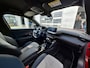 Peugeot e-2008 EV GT 50 kWh | Navigatie/Apple Carplay / Android Auto | LM Velgen 17" | SOH 93,8% | Voorstoelen Verwarmd | Cruise Control | Achteruitrijcamera |