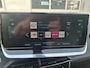 Peugeot e-2008 EV GT 50 kWh | Navigatie/Apple Carplay / Android Auto | LM Velgen 17" | SOH 93,8% | Voorstoelen Verwarmd | Cruise Control | Achteruitrijcamera |