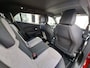 Peugeot e-2008 EV GT 50 kWh | Navigatie/Apple Carplay / Android Auto | LM Velgen 17" | SOH 93,8% | Voorstoelen Verwarmd | Cruise Control | Achteruitrijcamera |