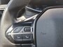Peugeot e-2008 EV GT 50 kWh | SOH 93,8% | Navigatie/Apple Carplay / Android Auto | LM Velgen 17" | Voorstoelen Verwarmd | Cruise Control | Achteruitrijcamera |