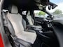 Peugeot e-2008 EV GT 50 kWh | Navigatie/Apple Carplay / Android Auto | LM Velgen 17" | SOH 93,8% | Voorstoelen Verwarmd | Cruise Control | Achteruitrijcamera |