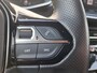 Peugeot e-2008 EV GT 50 kWh | Navigatie/Apple Carplay / Android Auto | LM Velgen 17" | SOH 93,8% | Voorstoelen Verwarmd | Cruise Control | Achteruitrijcamera |