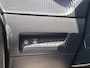 Peugeot e-2008 EV GT 50 kWh | Navigatie/Apple Carplay / Android Auto | LM Velgen 17" | SOH 93,8% | Voorstoelen Verwarmd | Cruise Control | Achteruitrijcamera |