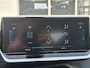 Peugeot e-2008 EV GT 50 kWh | Navigatie/Apple Carplay / Android Auto | LM Velgen 17" | SOH 93,8% | Voorstoelen Verwarmd | Cruise Control | Achteruitrijcamera |
