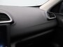Renault Kadjar 140pk TCe Intens | Dealer onderhouden | Trekhaak | Voorstoelen verwarmd | Climate control | Parkeersensoren voor en achter |