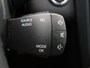 Renault Kadjar 140pk TCe Intens | Dealer onderhouden | Trekhaak | Voorstoelen verwarmd | Climate control | Parkeersensoren voor en achter |