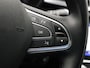 Renault Kadjar 140pk TCe Intens | Dealer onderhouden | Trekhaak | Voorstoelen verwarmd | Climate control | Parkeersensoren voor en achter |