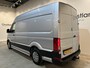 Volkswagen Crafter 35 2.0 TDI L3H3 140 PK Automaat / Euro 6 / Trekhaak 3.000 KG / Airco / Cruise Control / CarPlay / PDC / Navigatie / 3-Zits / 69.000 KM !!