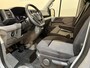 Volkswagen Crafter 35 2.0 TDI L3H3 140 PK Automaat / Euro 6 / Trekhaak 3.000 KG / Airco / Cruise Control / CarPlay / PDC / Navigatie / 3-Zits / 69.000 KM !!
