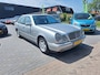 Mercedes-Benz E-klasse 230 Avantgarde / Zeer nette auto / APK mei 2028