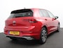 Volkswagen Golf 1.0 eTSI 110pk Active Automaat Panorama dak Navigatie Climate Control Adaptive Cruise Control Virtual Cockpit Stoelverwarming Extra Getint Glas