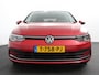 Volkswagen Golf 1.0 eTSI 110pk Active Automaat Panorama dak Navigatie Climate Control Adaptive Cruise Control Virtual Cockpit Stoelverwarming Extra Getint Glas