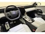 Citroën C5 Aircross Max 210pk Comfort Range 73 kWh | 100% Elektrisch | Full Options | 20" lichtmetalen velgen 'Obsidian' | Panoramisch schuif-kanteldak | Ambiance Hype Grey | Warmtepomp | 3 fase 11kWh publiekladen of 160kWh snelladen