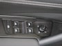Volkswagen Tiguan 1.5 eHybrid Life | SoH 98% | Trekhaak | Adaptieve demping | Dodehoek detectie | Stoelverwarming voor en achter | Dodehoek detectie | Parkeerassistent | Navigatie |