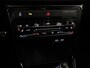 Volkswagen T-Cross 1.0 TSI Life Edition Goal 95PK | Navigatie | Parkeersensoren voor en achter | Stoelverwarming |