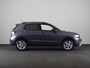 Volkswagen T-Cross 1.0 TSI Life Edition Goal 95PK | Navigatie | Parkeersensoren voor en achter | Stoelverwarming |