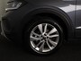 Volkswagen T-Cross 1.0 TSI Life Edition Goal 95PK | Navigatie | Parkeersensoren voor en achter | Stoelverwarming |