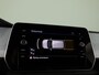 Volkswagen T-Cross 1.0 TSI Life Edition Goal 95PK | Navigatie | Parkeersensoren voor en achter | Stoelverwarming |