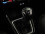Volkswagen T-Cross 1.0 TSI Life Edition Goal 95PK | Navigatie | Parkeersensoren voor en achter | Stoelverwarming |
