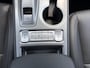 Hyundai Kona Electric EV Premium 64 kWh SOH 100 % 1 Fase / Lichtmetalen velgen 17" / Cruise control adaptief met Stop&Go en stuurhulp / Airco (automatisch) /