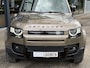 Land Rover Defender 3.0 D200 110 MHEV SE Black Pack Grijs Kenteken Panodak Luchtvering 20 Inch Leder Meridian