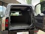 Land Rover Defender 3.0 D200 110 MHEV SE Black Pack Grijs Kenteken Panodak Luchtvering 20 Inch Leder Meridian