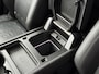 Land Rover Defender 3.0 D200 110 MHEV SE Black Pack Grijs Kenteken Panodak Luchtvering 20 Inch Leder Meridian