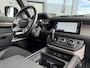 Land Rover Defender 3.0 D200 110 MHEV SE Black Pack Grijs Kenteken Panodak Luchtvering 20 Inch Leder Meridian