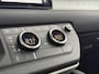 Land Rover Defender 3.0 D200 110 MHEV SE Black Pack Grijs Kenteken Panodak Luchtvering 20 Inch Leder Meridian