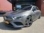 Mercedes-Benz CLA Shooting Brake 200 Business Solution AMG Night Edition // PANO/SCHUIFKANTELDAK // STANDKACHEL // FULL LED // NAVI // CAMERA // SFEERVERLICHTING // SPORTSTOELEN