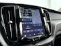 Volvo XC60 T8 Plug-in hybrid AWD Ultra Bright SOH 100% | Panoramadak | 360° camera | Harman Kardon | Stoel- en Stuurverwarming | Trekhaak