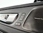 Volvo XC60 T8 Plug-in hybrid AWD Ultra Bright SOH 100% | Panoramadak | 360° camera | Harman Kardon | Stoel- en Stuurverwarming | Trekhaak