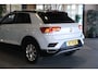 Volkswagen T-Roc 1.0 TSI Style 116PK Airco PDC Trekhaak