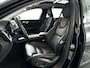 Volvo V60 Cross Country B5 AWD Ultimate | Panoramadak | 360° camera | Head-up display | Harman Kardon | Stoel- en Stuurverwarming
