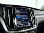 Volvo V60 Cross Country B5 AWD Ultimate | Panoramadak | 360° camera | Head-up display | Harman Kardon | Stoel- en Stuurverwarming