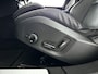 Volvo V60 T6 Plug-in hybrid AWD Ultimate Dark | Panoramadak | Parkeercamera | Head-up display | Harman Kardon | Stoel- en Stuurverwarming